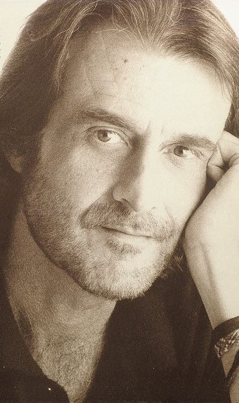 Луис Эдуардо Ауте