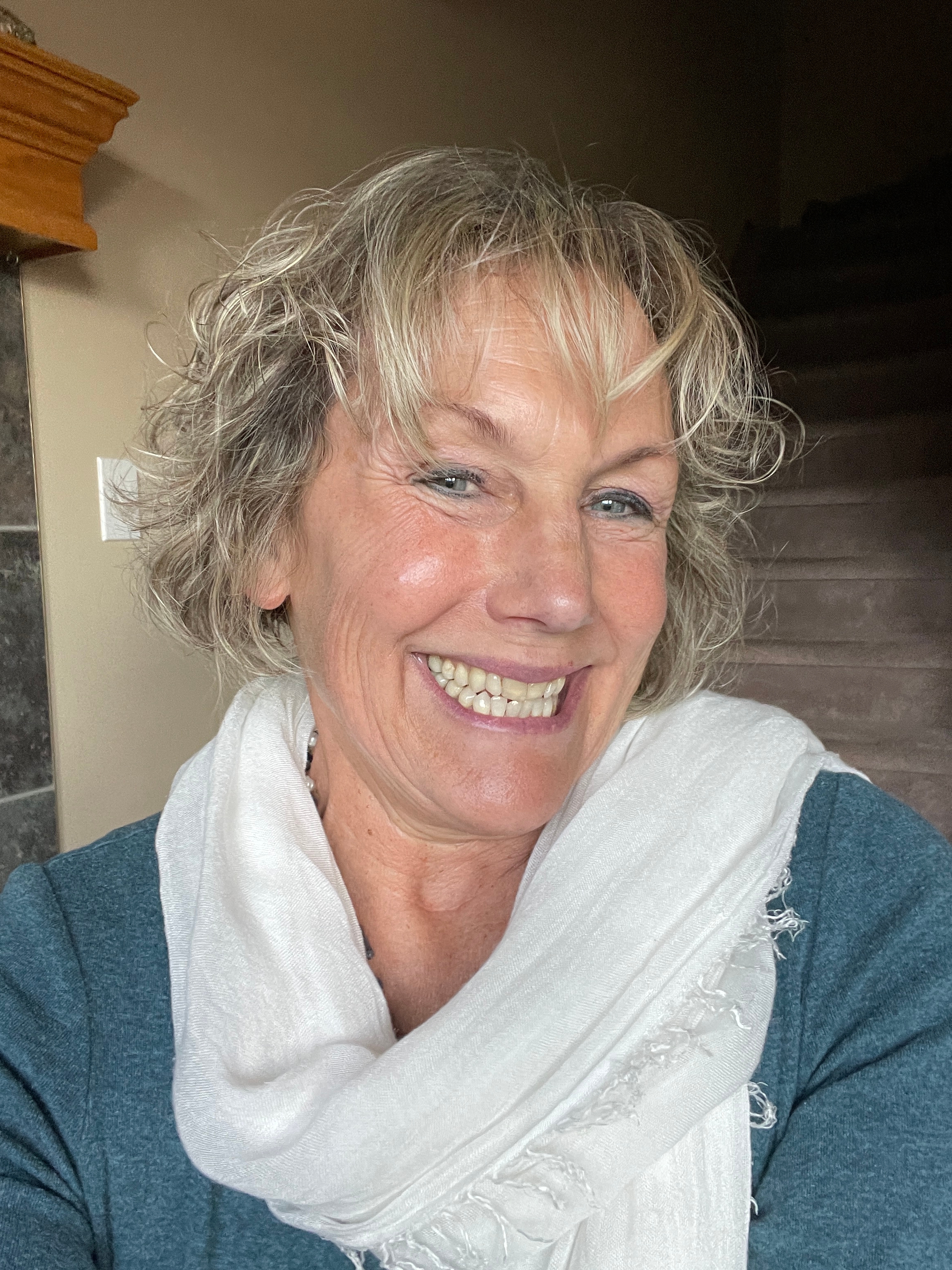 Карен Баркер