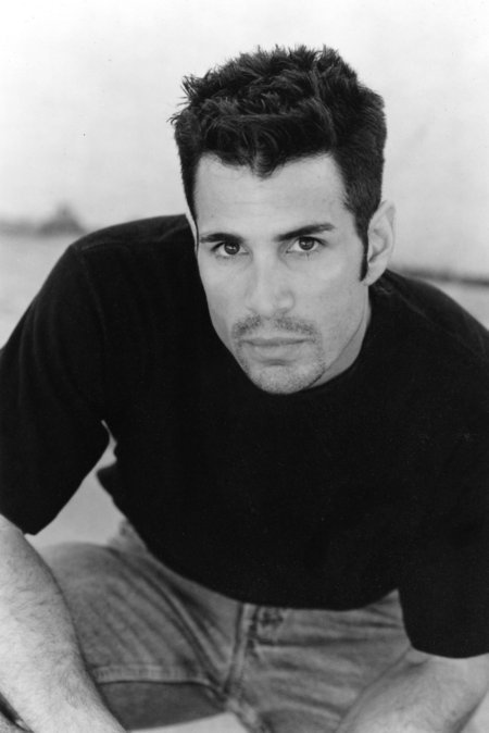 Марк Базиле