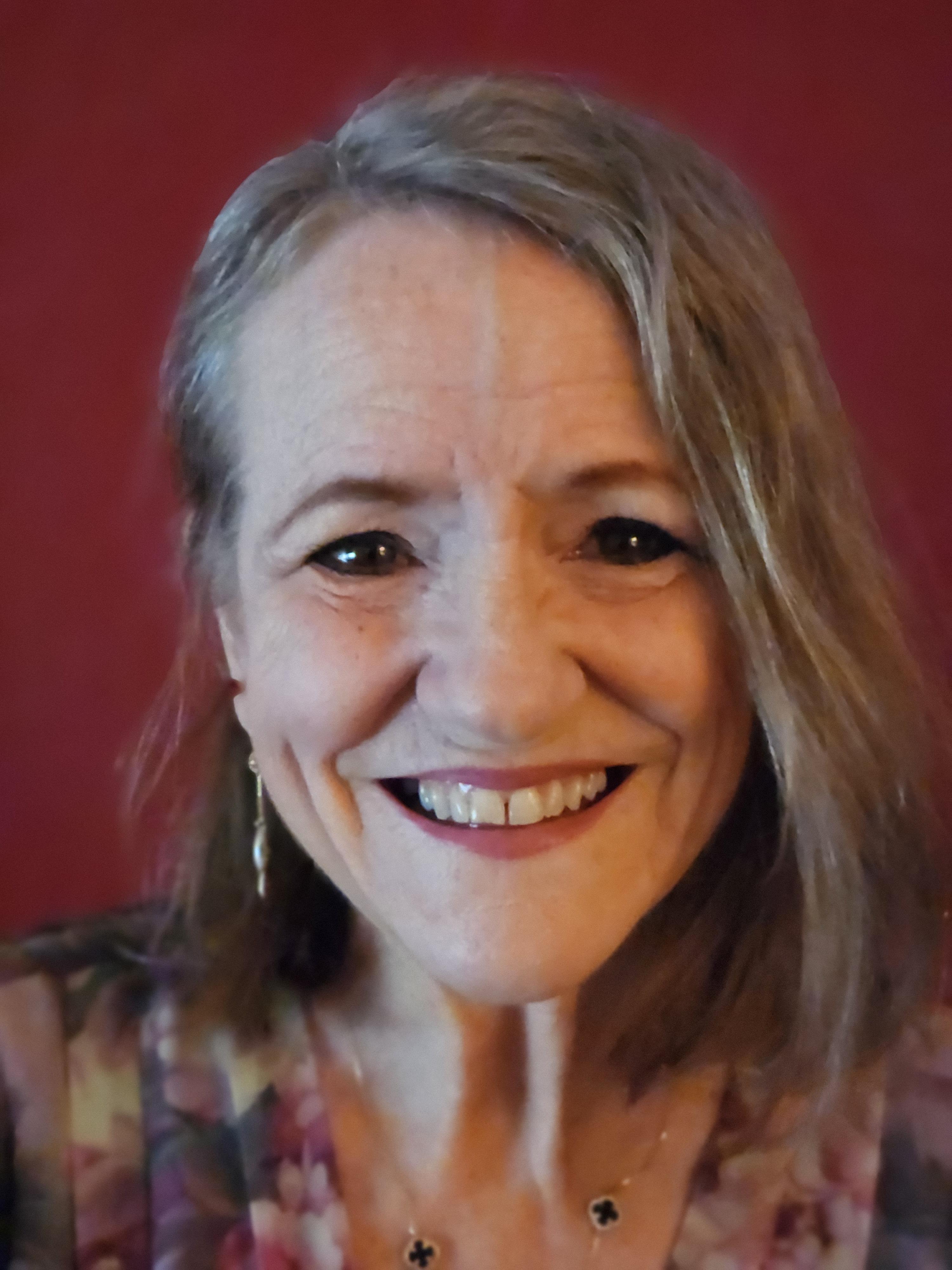 Лесли Бэйтс