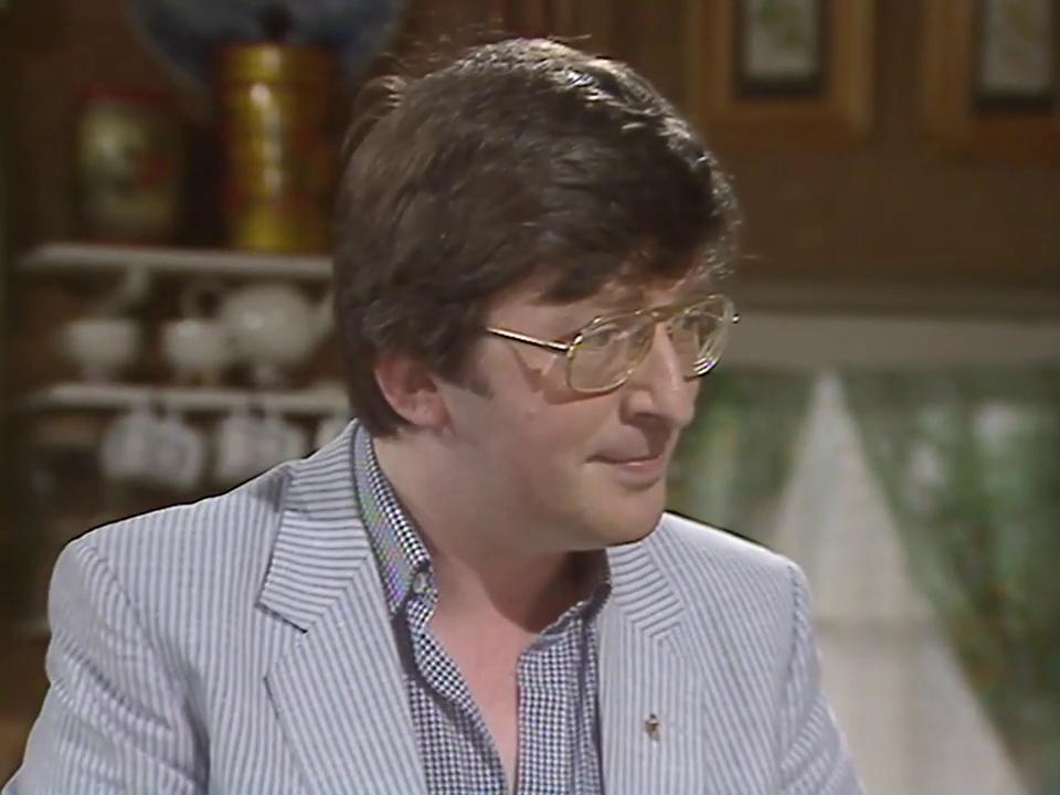 Саймон Бэйтс