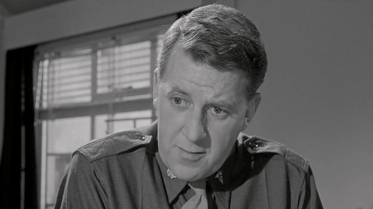 Бернард Брэйден