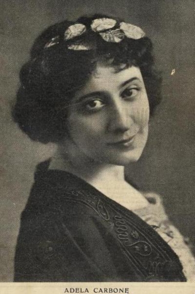 Адела Карбоне