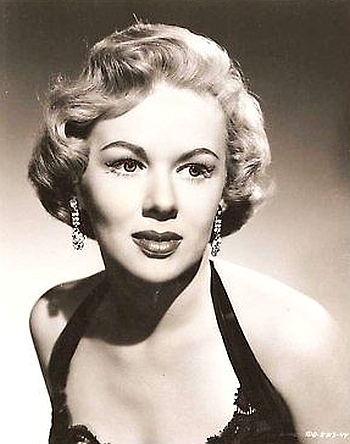 Тина Карвер