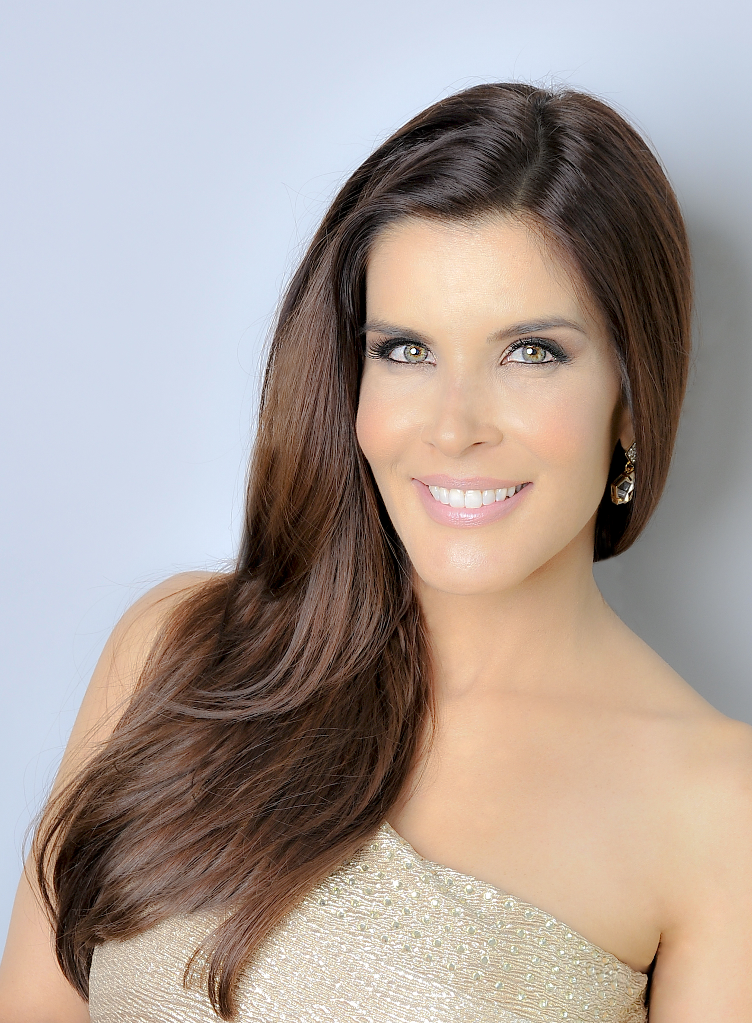 Адриана Катано