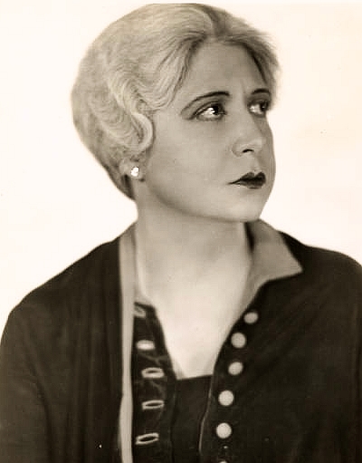 Рут Черрингтон