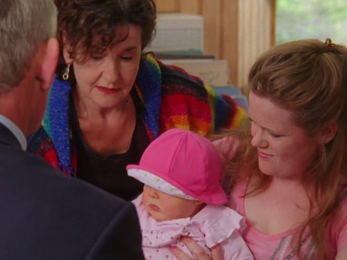 Илэйн Клэкстон