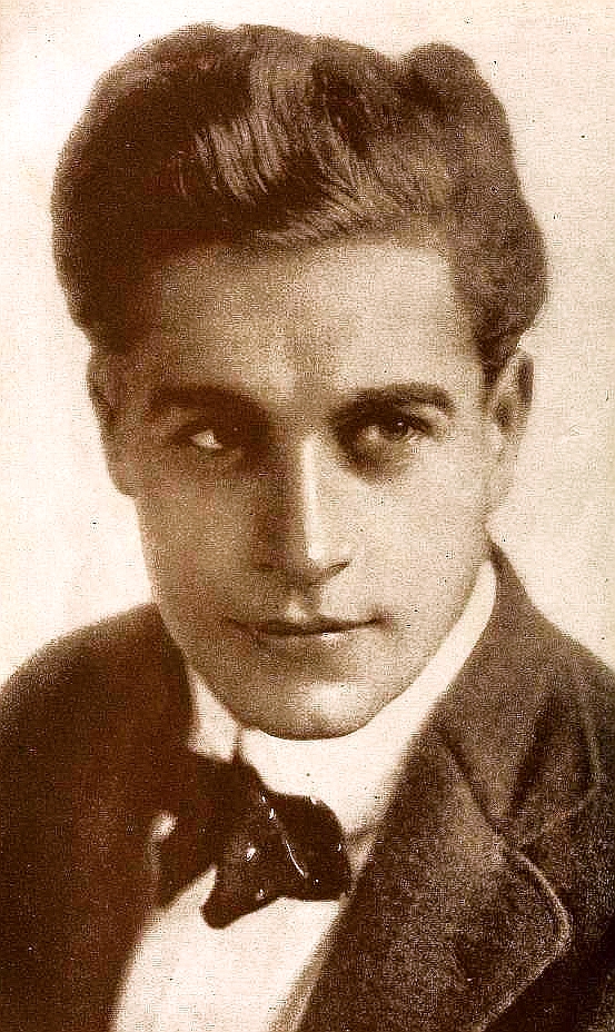 Элмер Клифтон