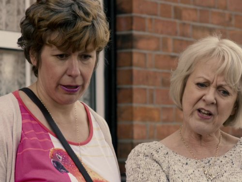 Эстер Коулз