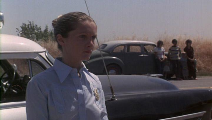 Энни Комптон