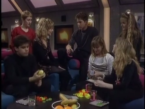 Сьюзи Купер