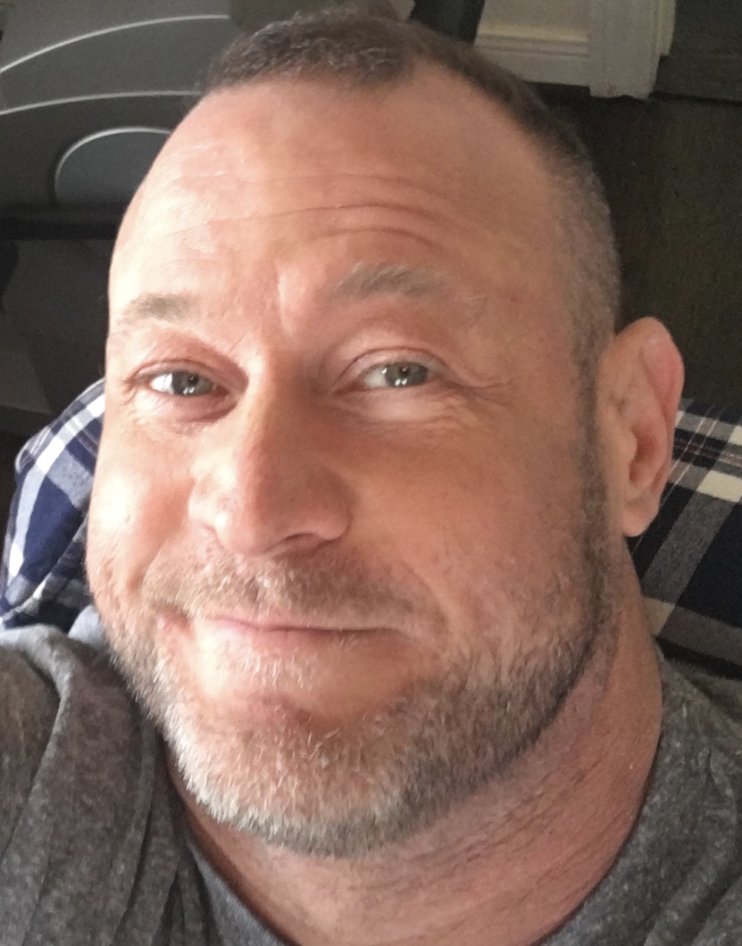 Расселл ДеГразье