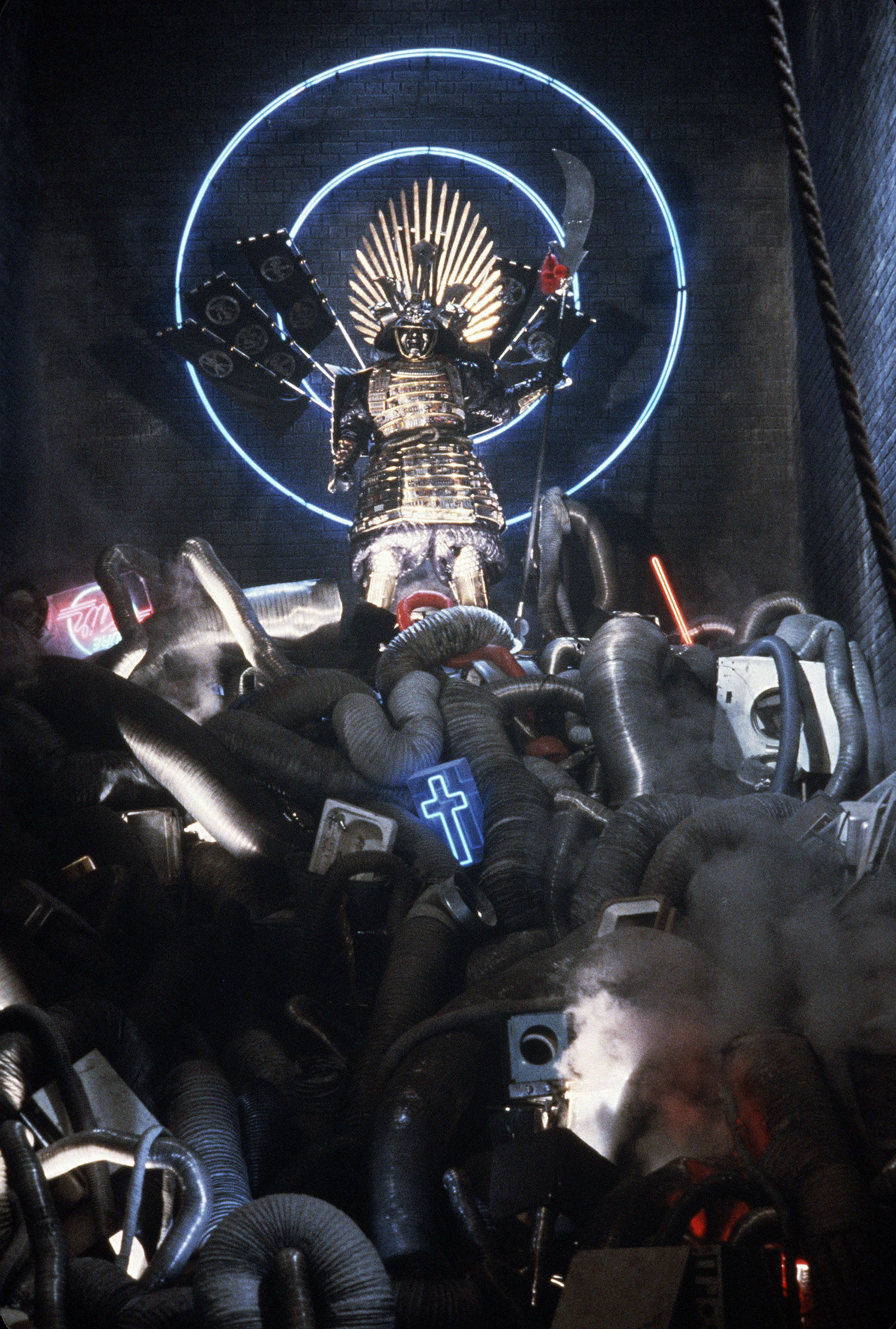 Уинстон Деннис