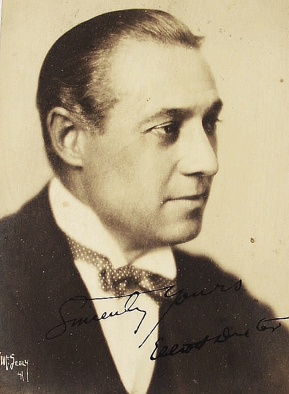 Эллиотт  Декстер