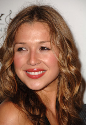 Джой Энрикез