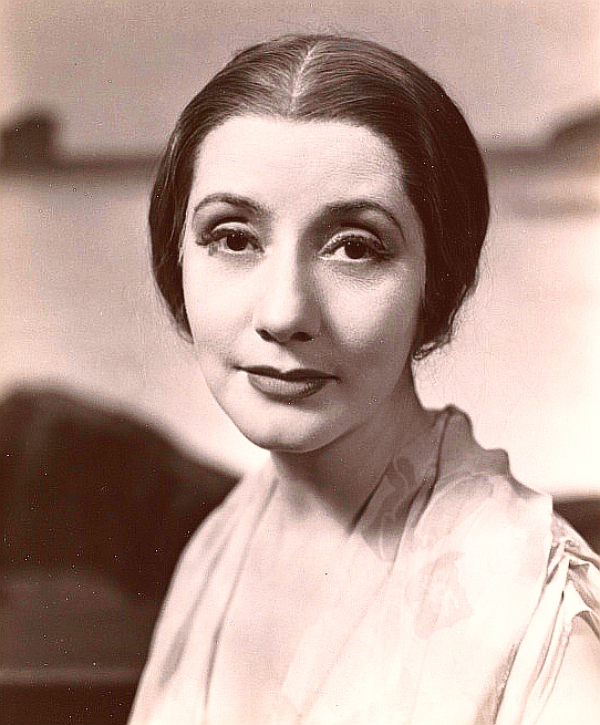 Линн Фонтэнн