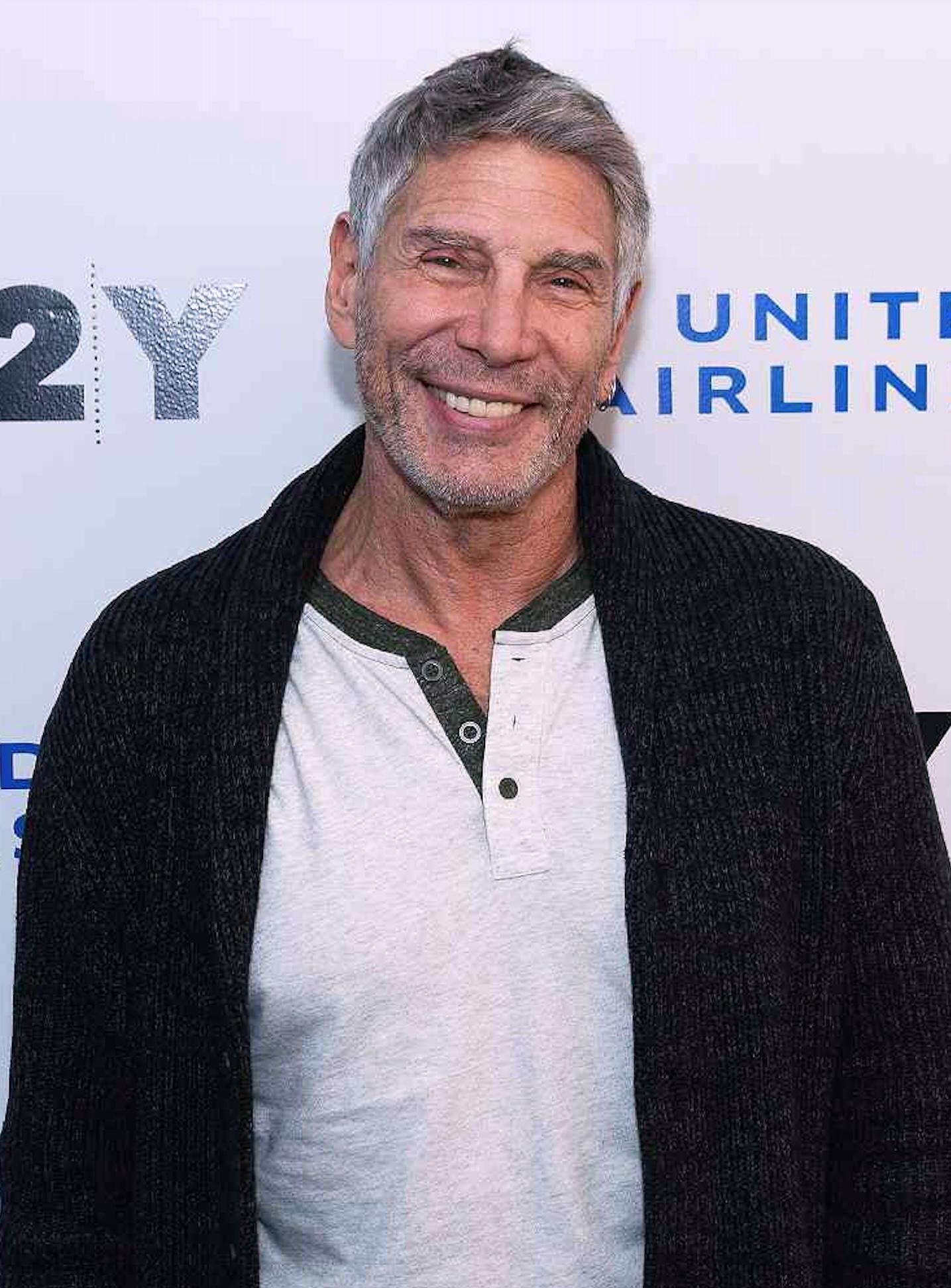 Марк Дж. Гудман