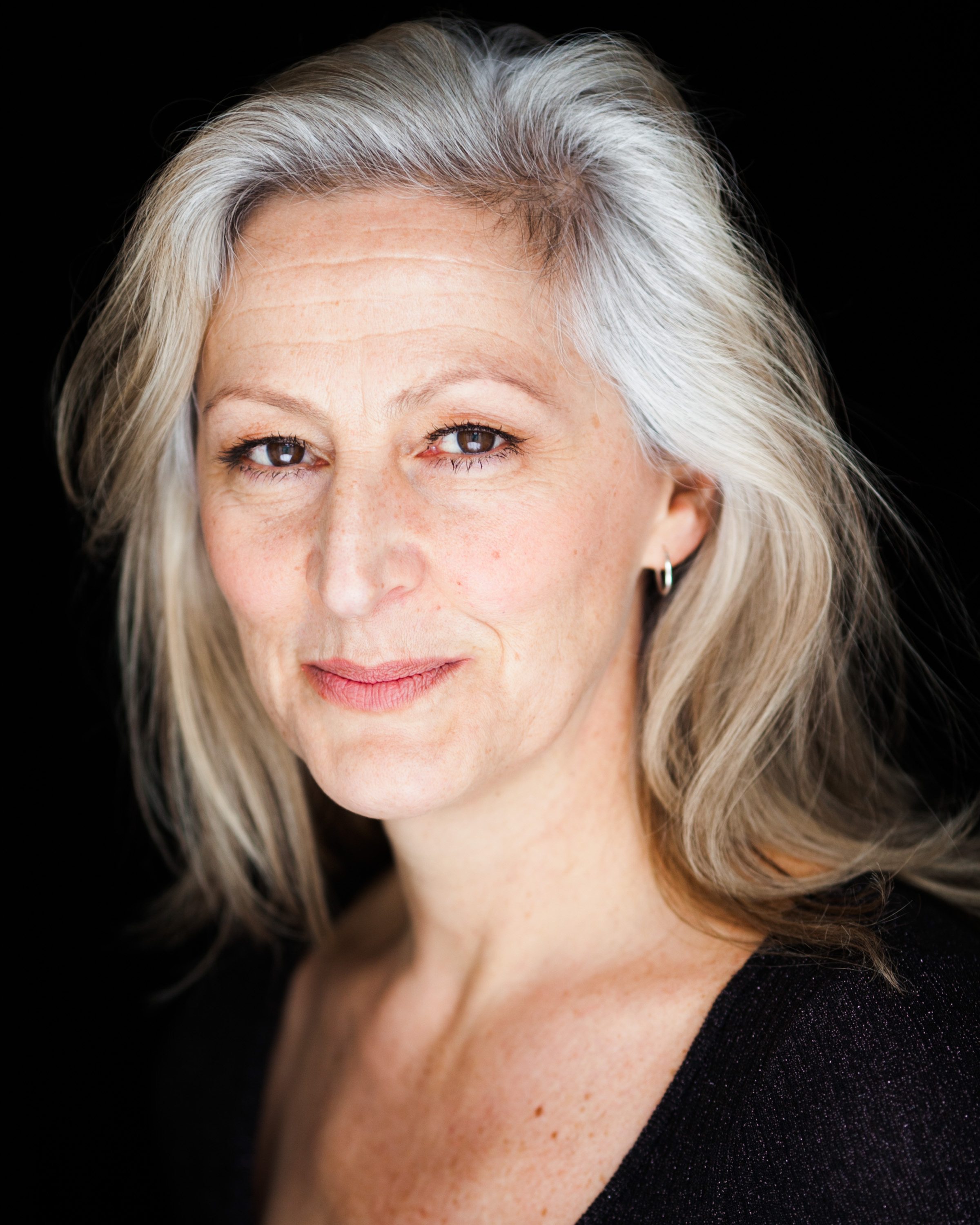 Илэйн Хэллэм