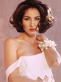 Анджела Хэрри