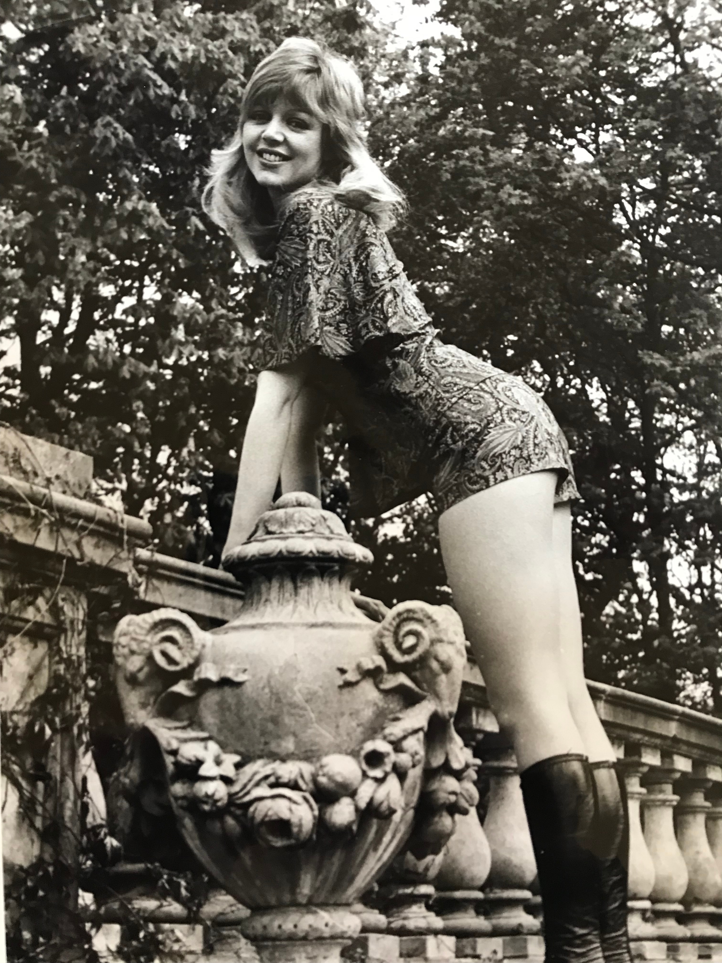 Кэрол Хоукинс