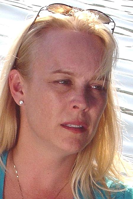 Шери Хеллард