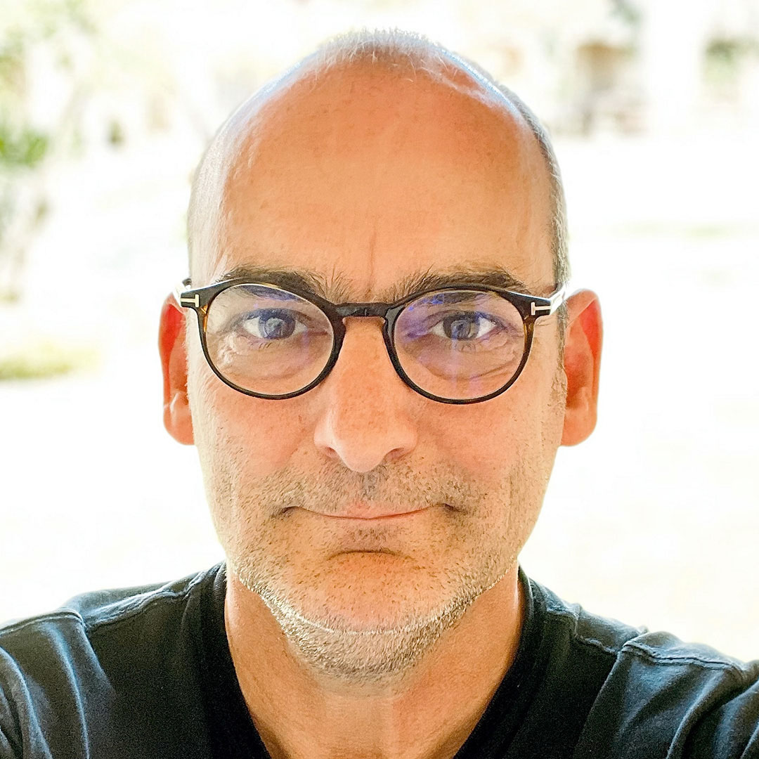 Саймон Хилтон