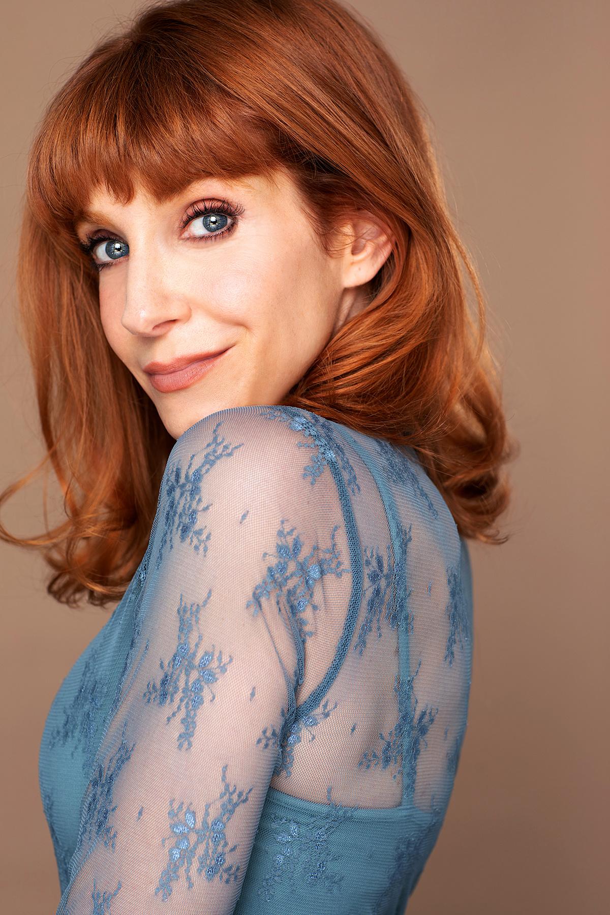 Гвен Холландер