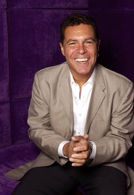 Клинт Холмс