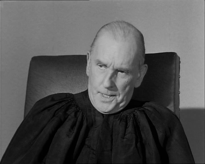 Бэйзил Хауз