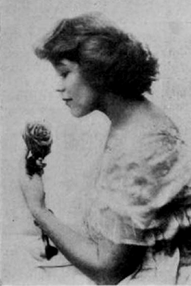 Лоррэйн  Хьюлинг