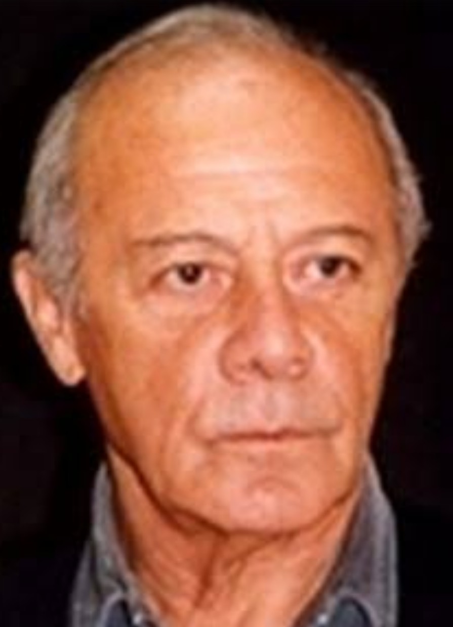 Эрол Кескин