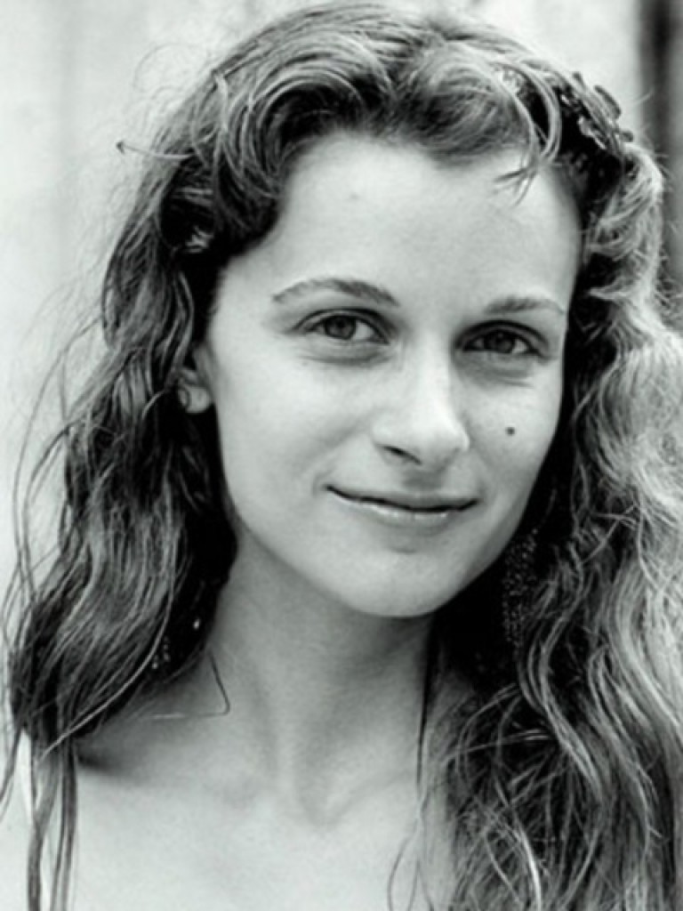 Анабелль Лахатте