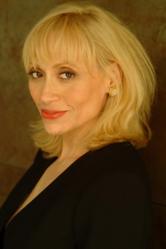 Joan Leizman