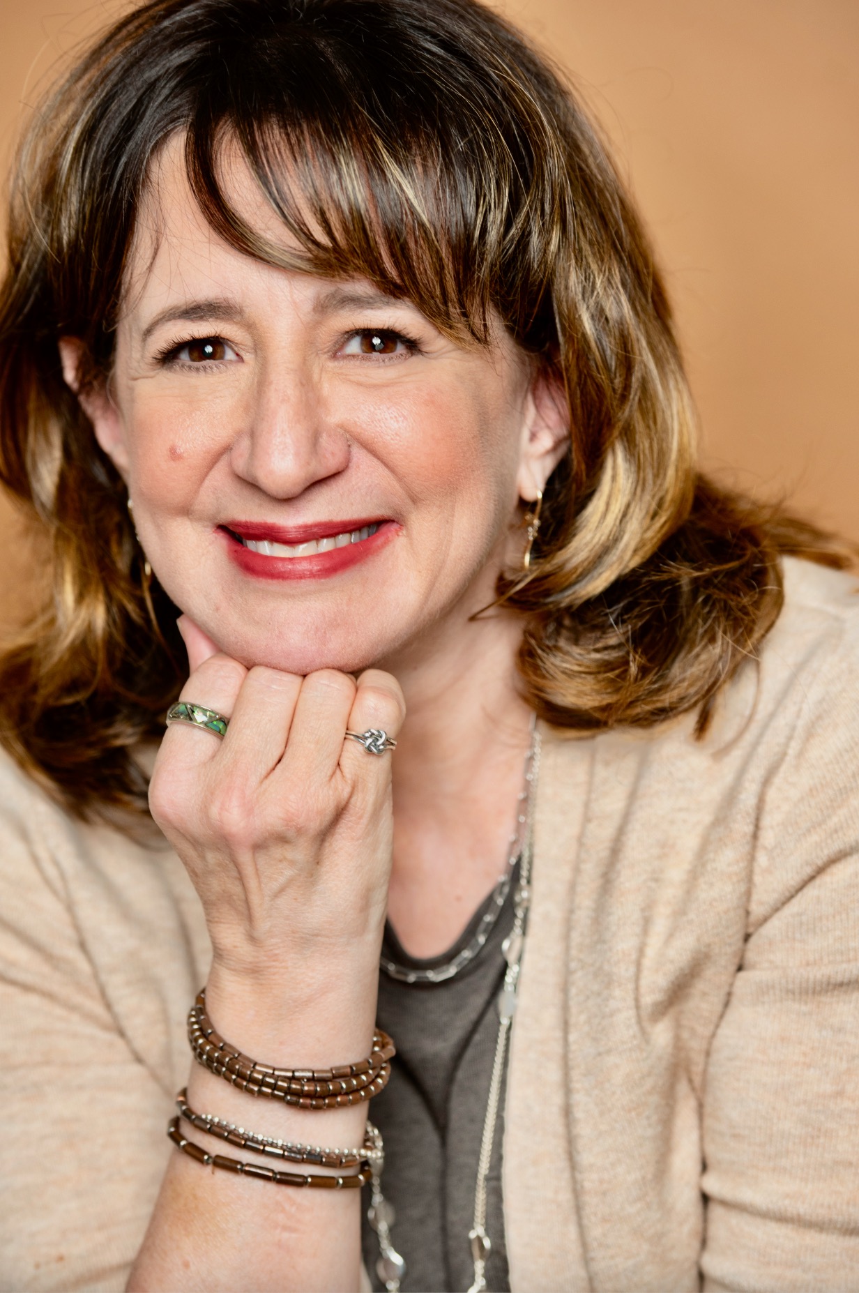 Стефани Кан