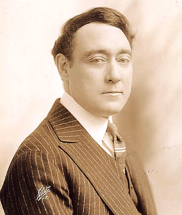 Уиллард  Мак