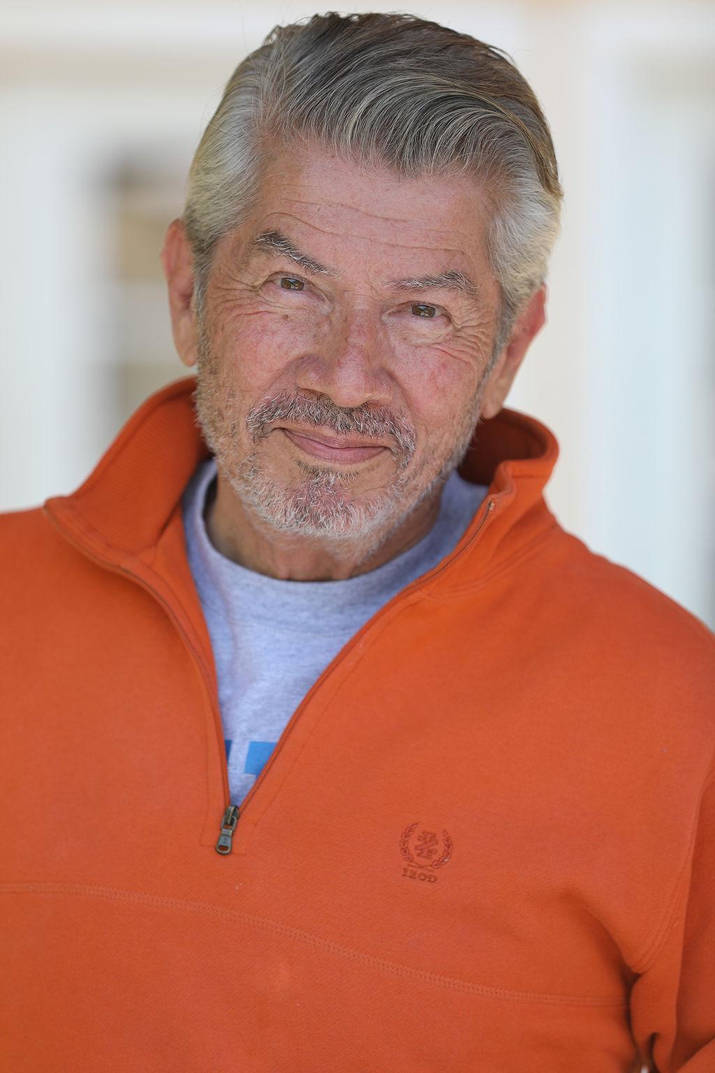 Кен Мартинес