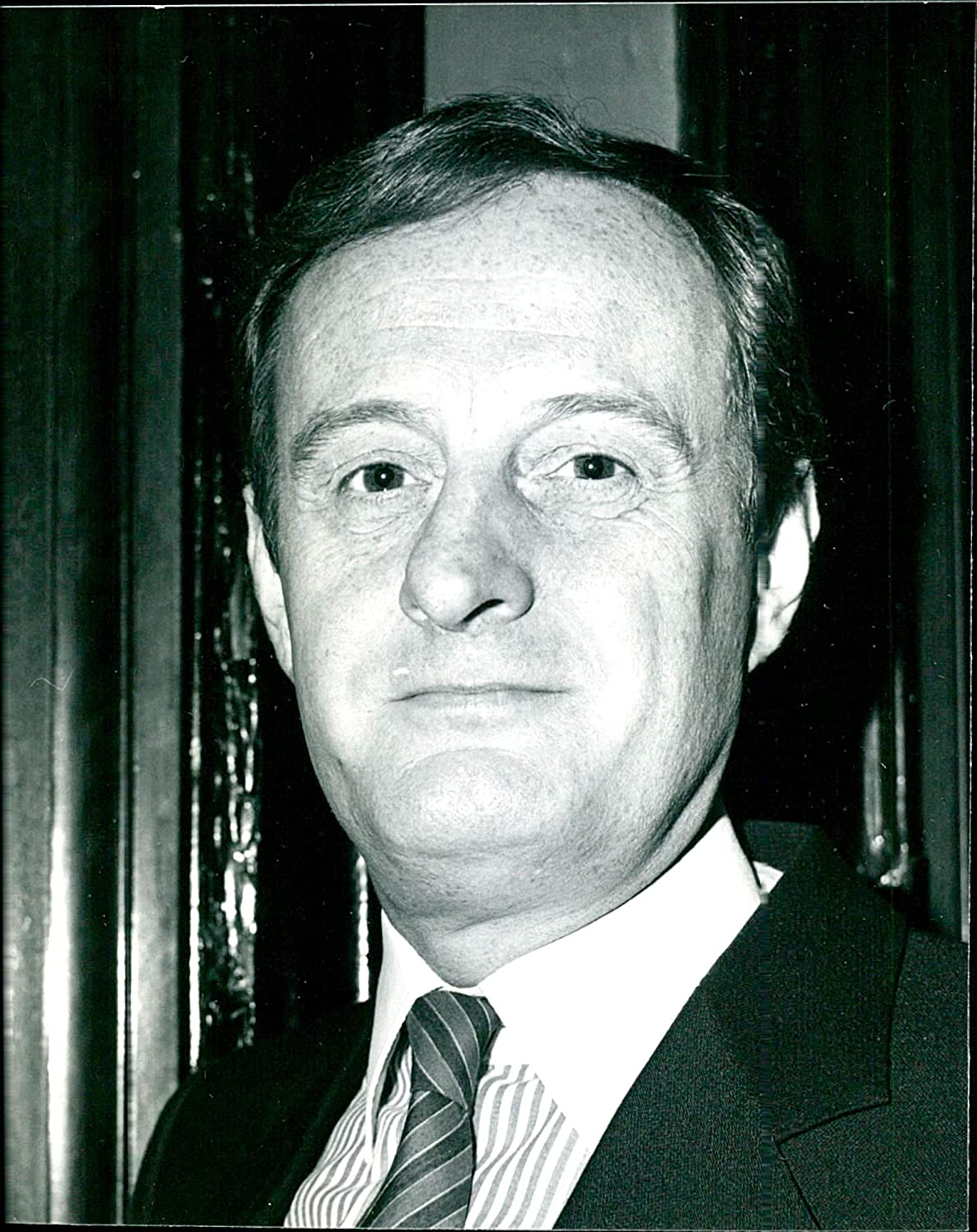 Роберт МакБэйн