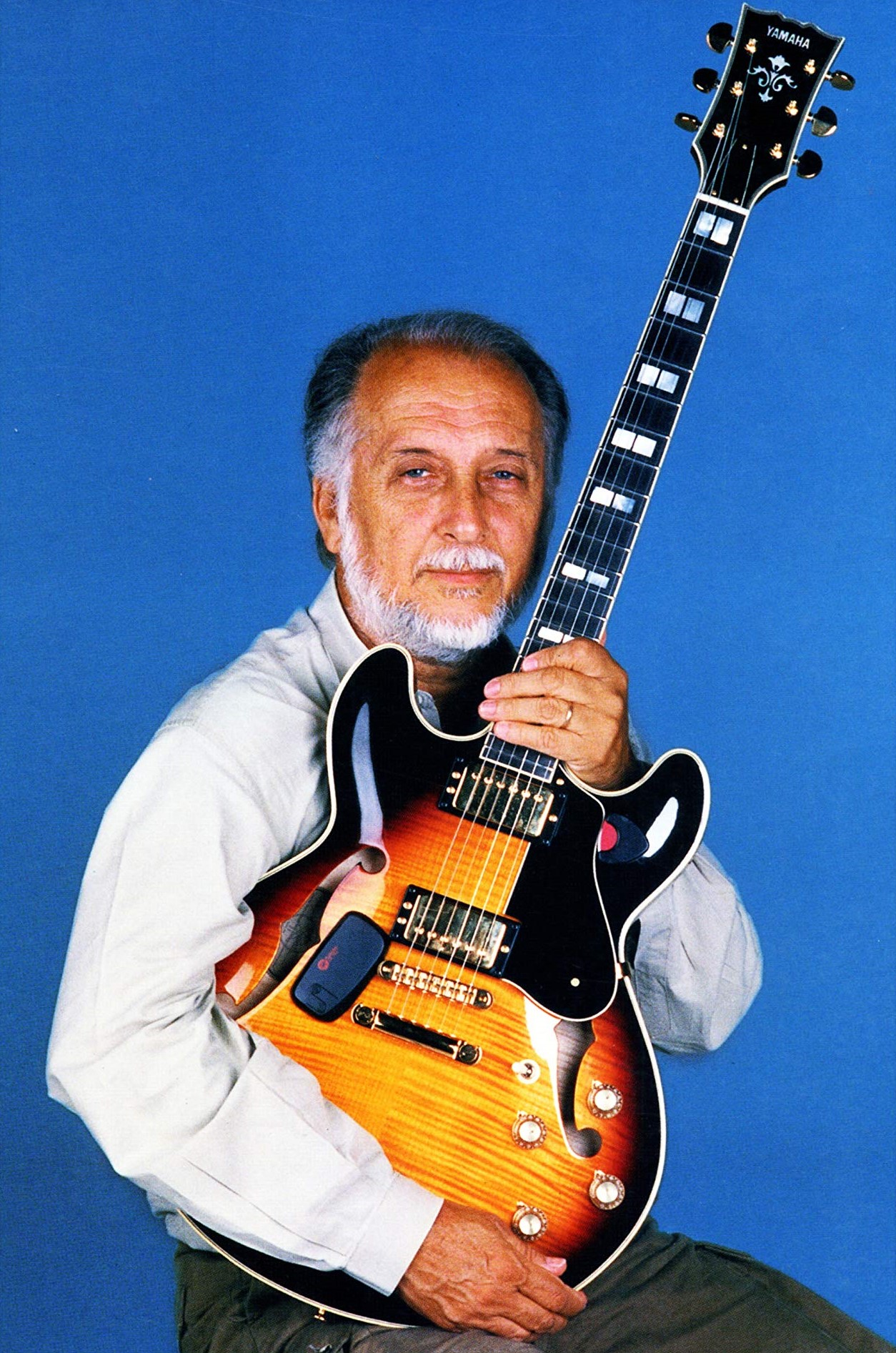 Роберто Менескаль