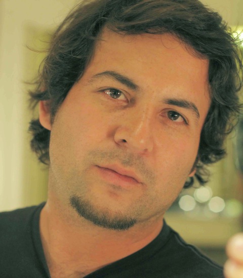 Эндрю Молина