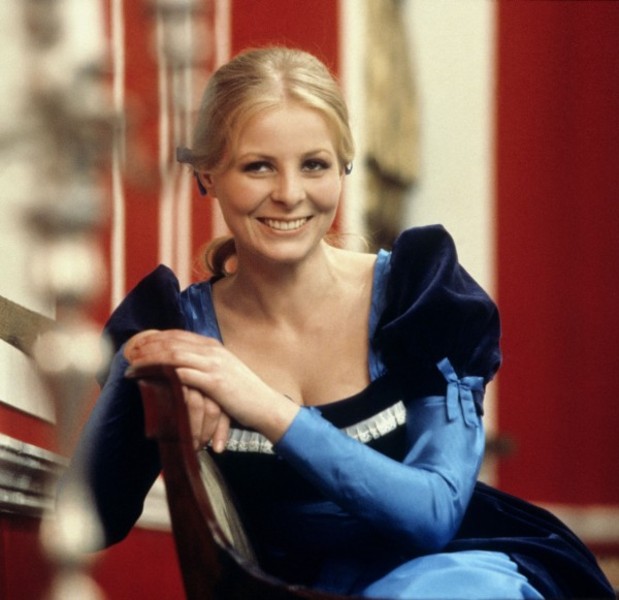 Анна Нехребецка