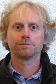 Кири Парамор