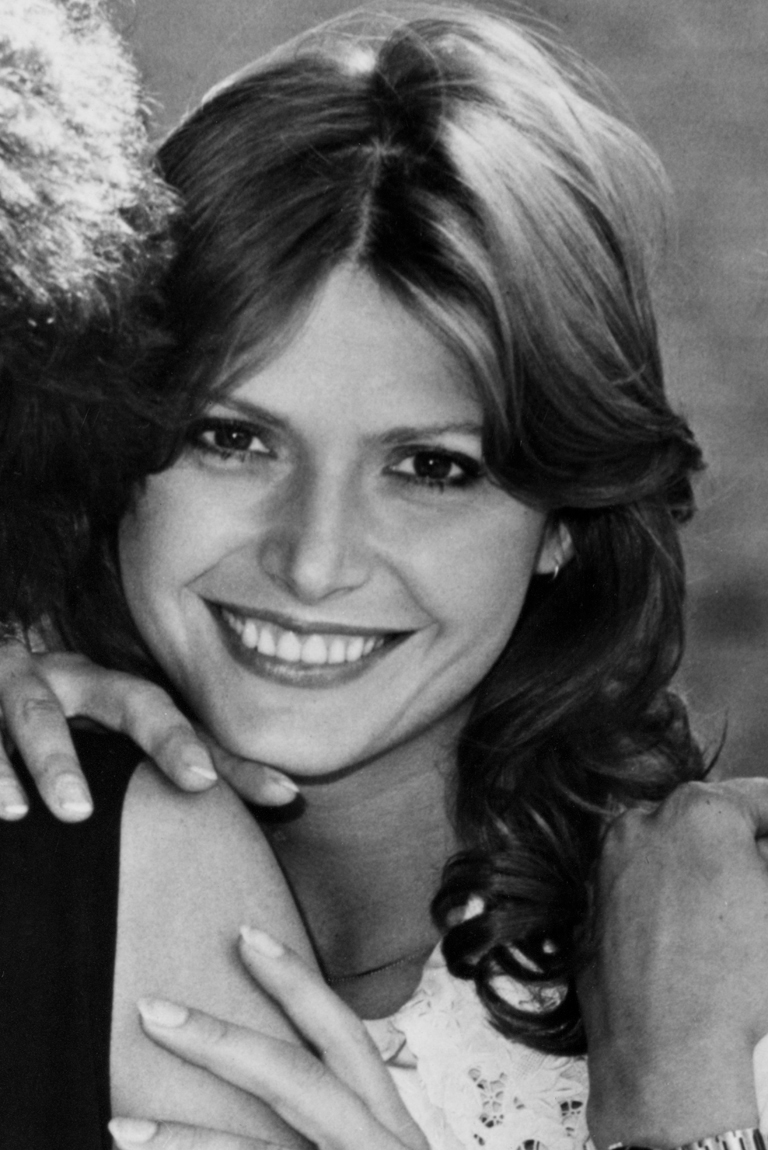 Аника Павель