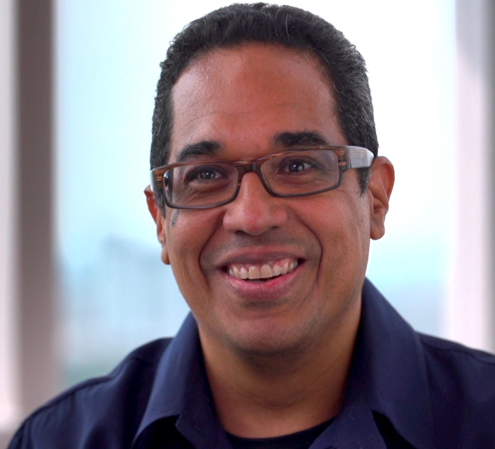 Данило Перес