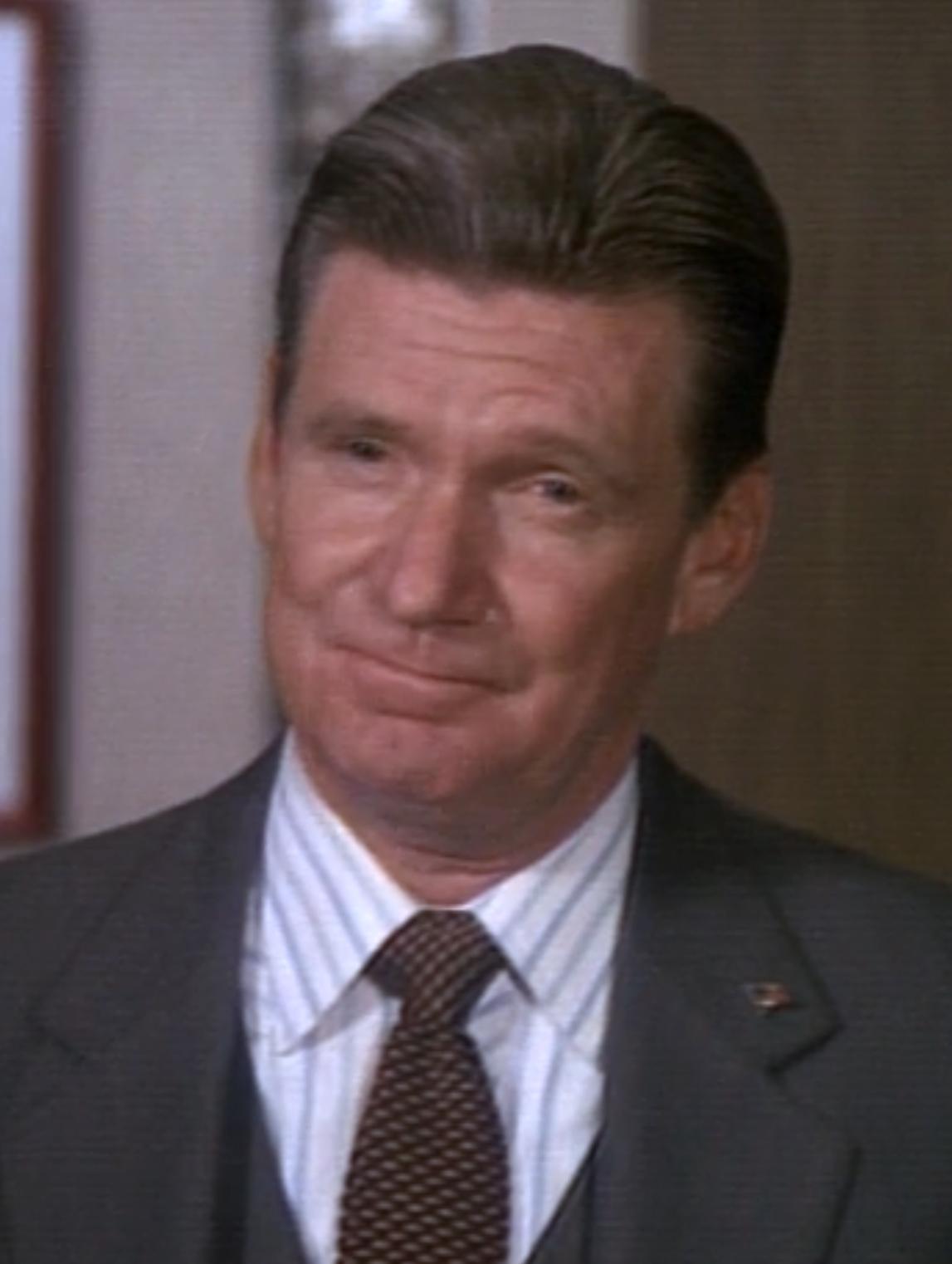 Деннис Робертсон