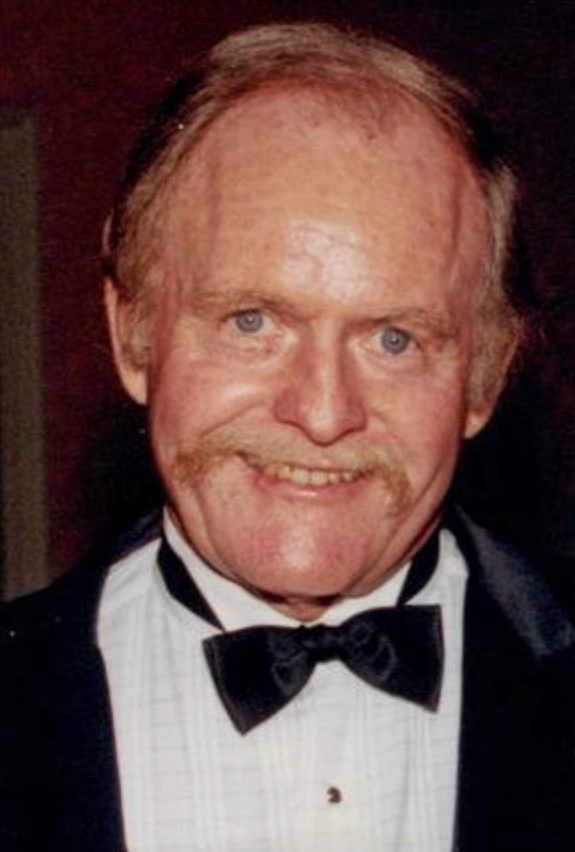 Джон М. Стивенс