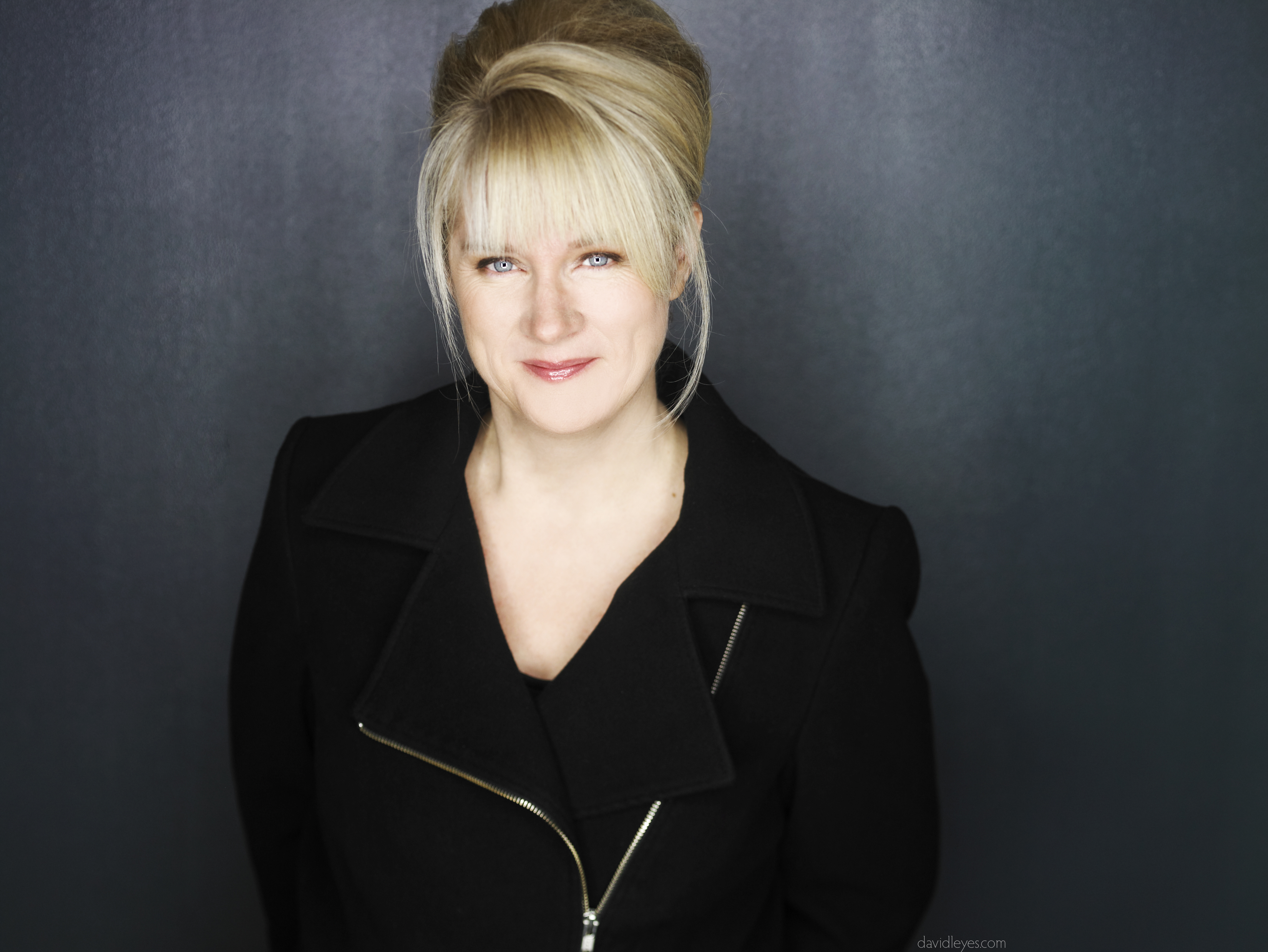 Бет Стивенсон