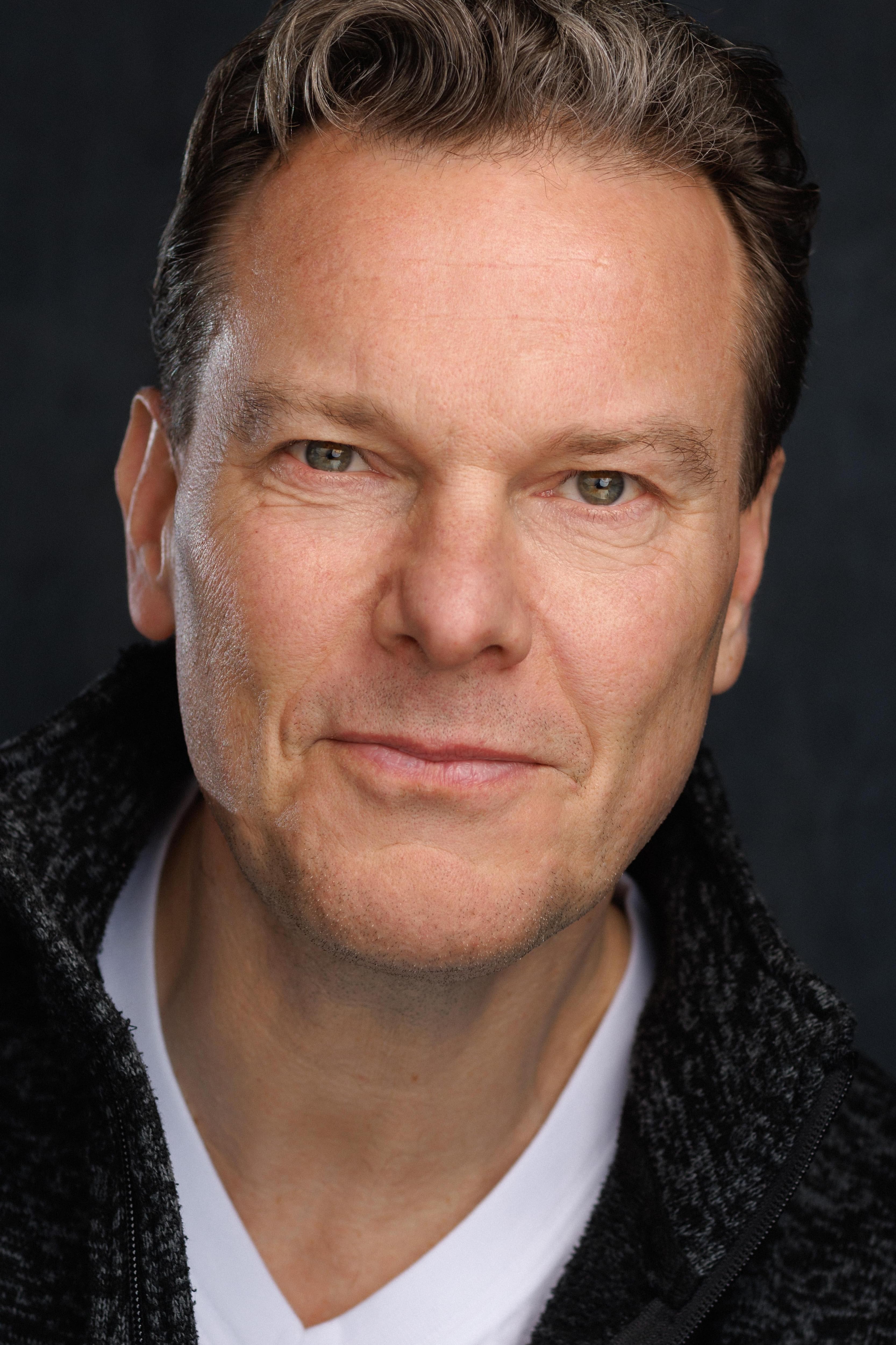 Гэвин Стюарт