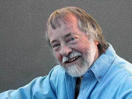 Ларри Н.  Стаффер