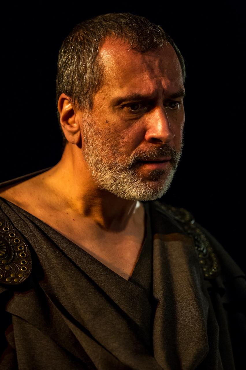 Дэвид Сухарипа