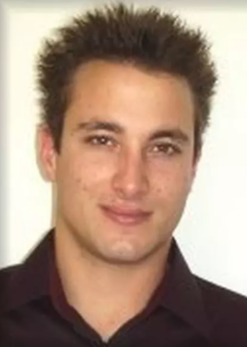 Жюльен Томас